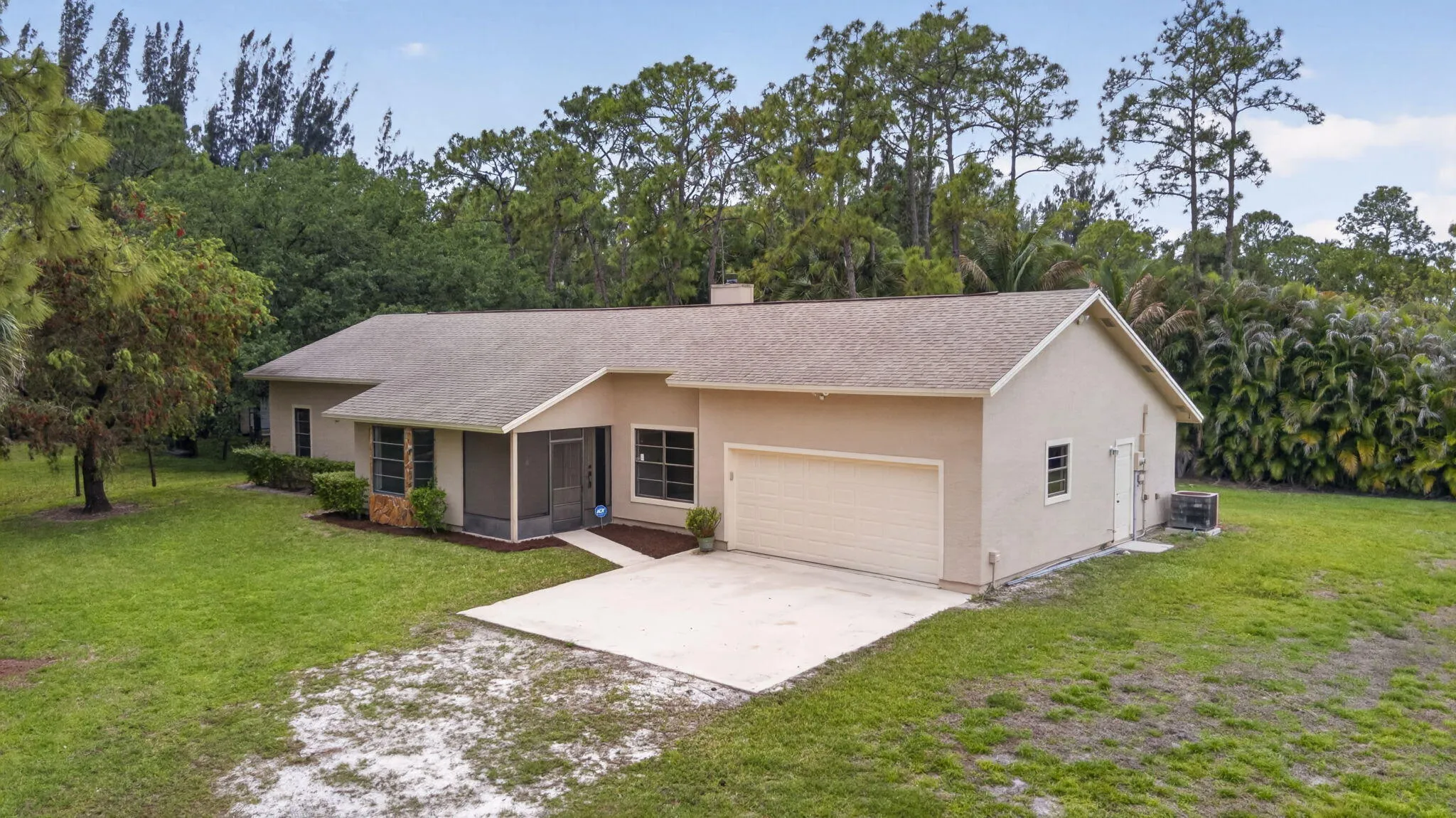 6045 Hall Blvd (85)