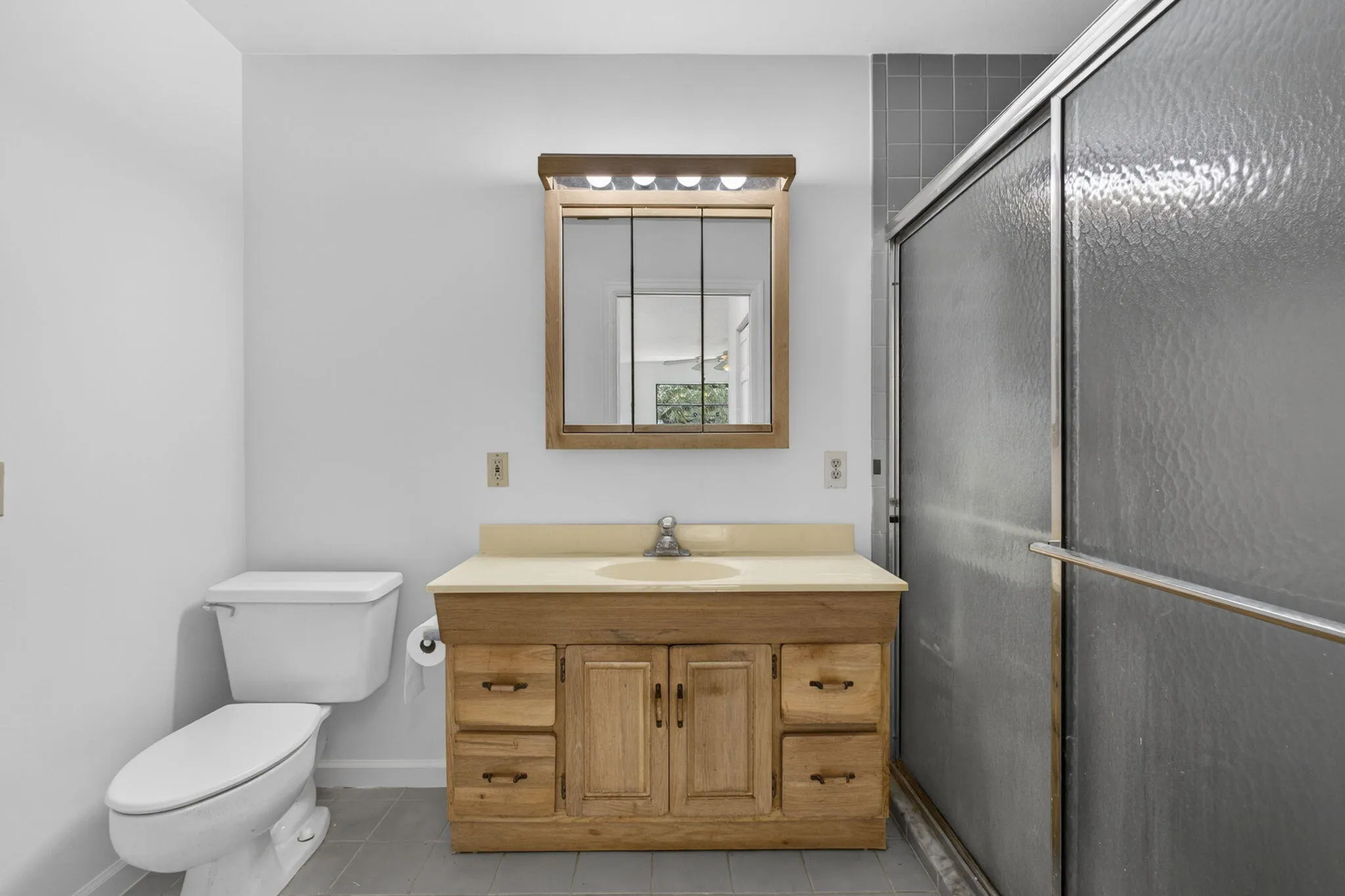 6045 Hall Blvd (41)