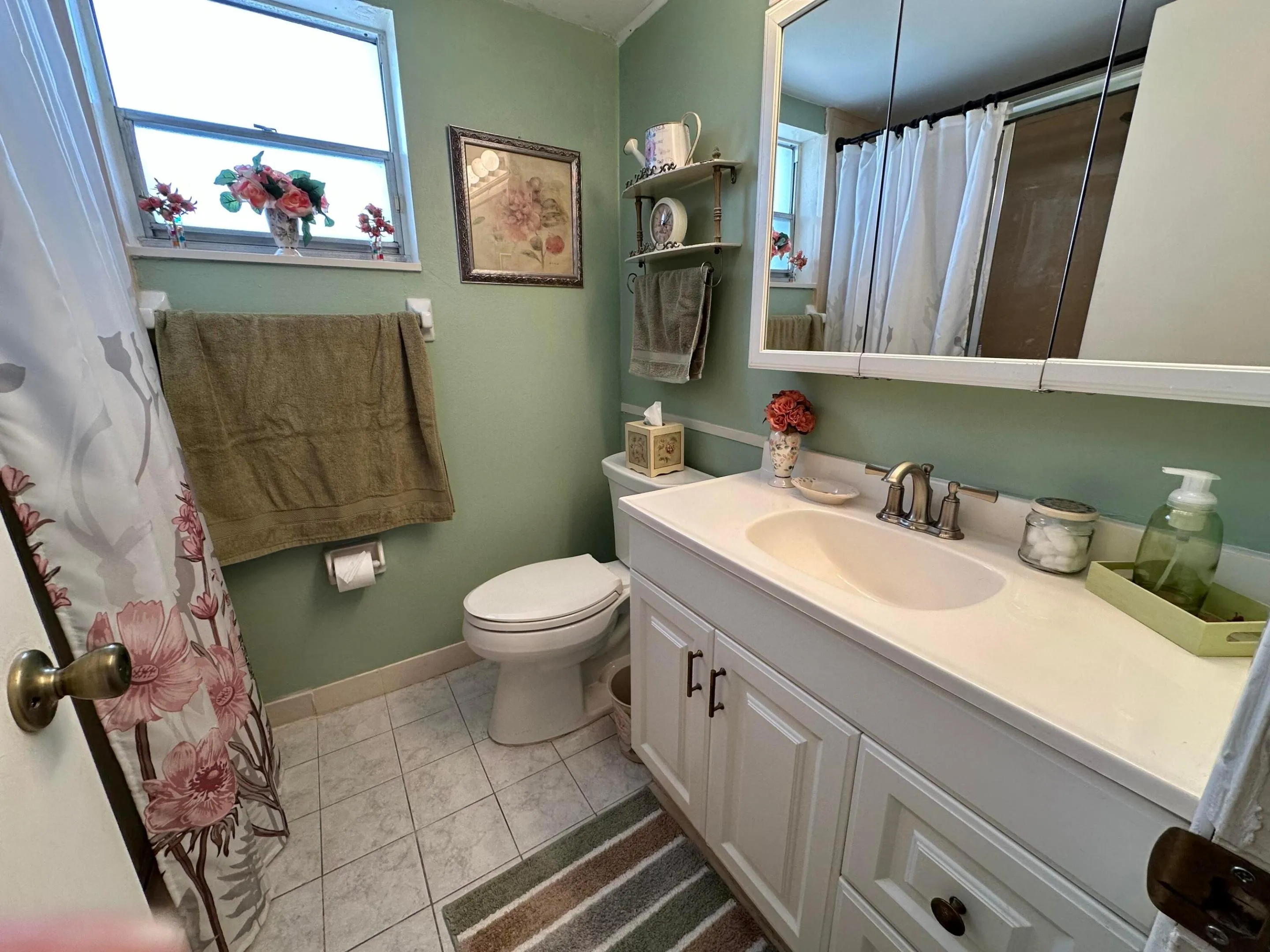 Second bathroom