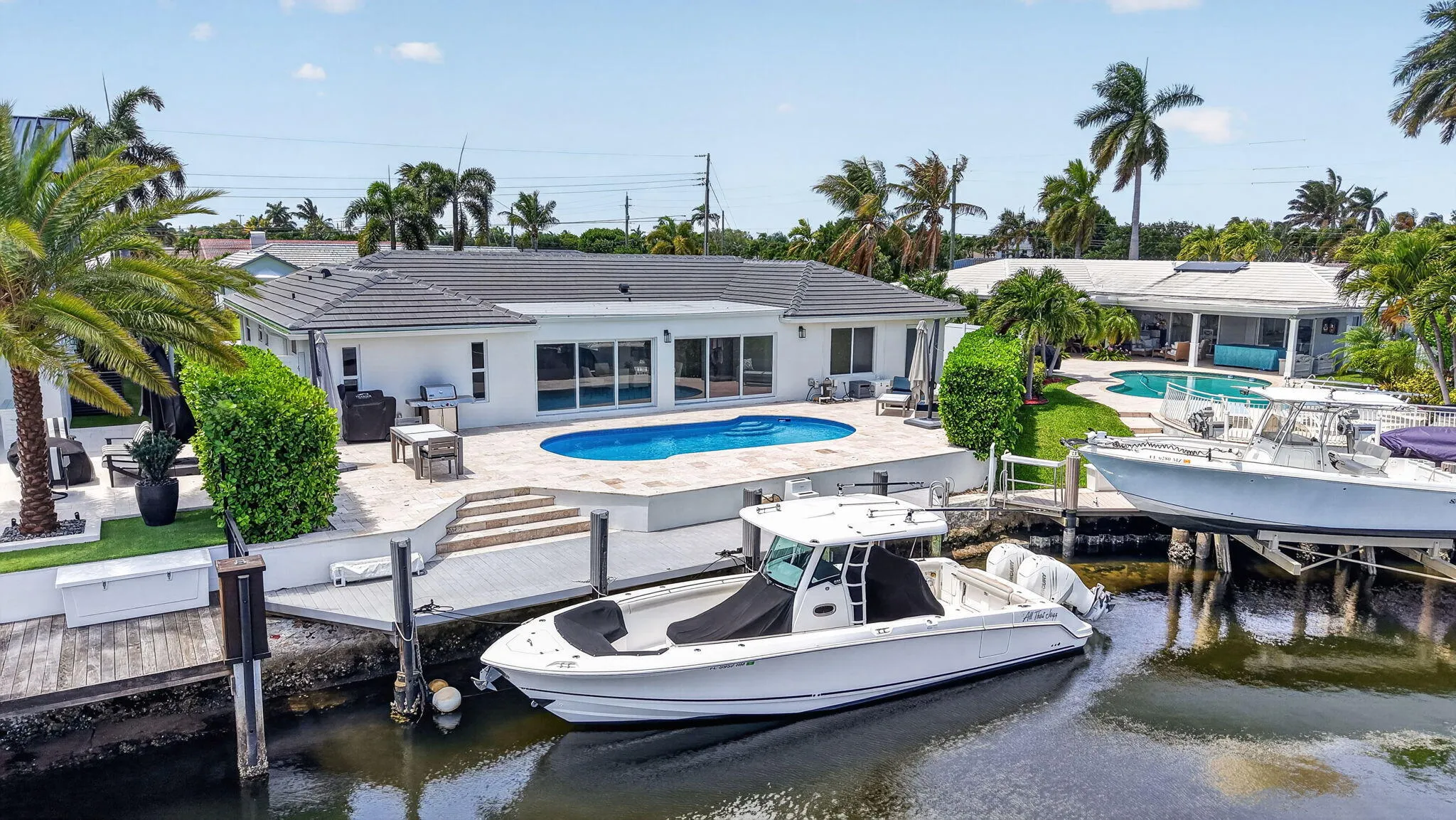 4460-Rear Dock View