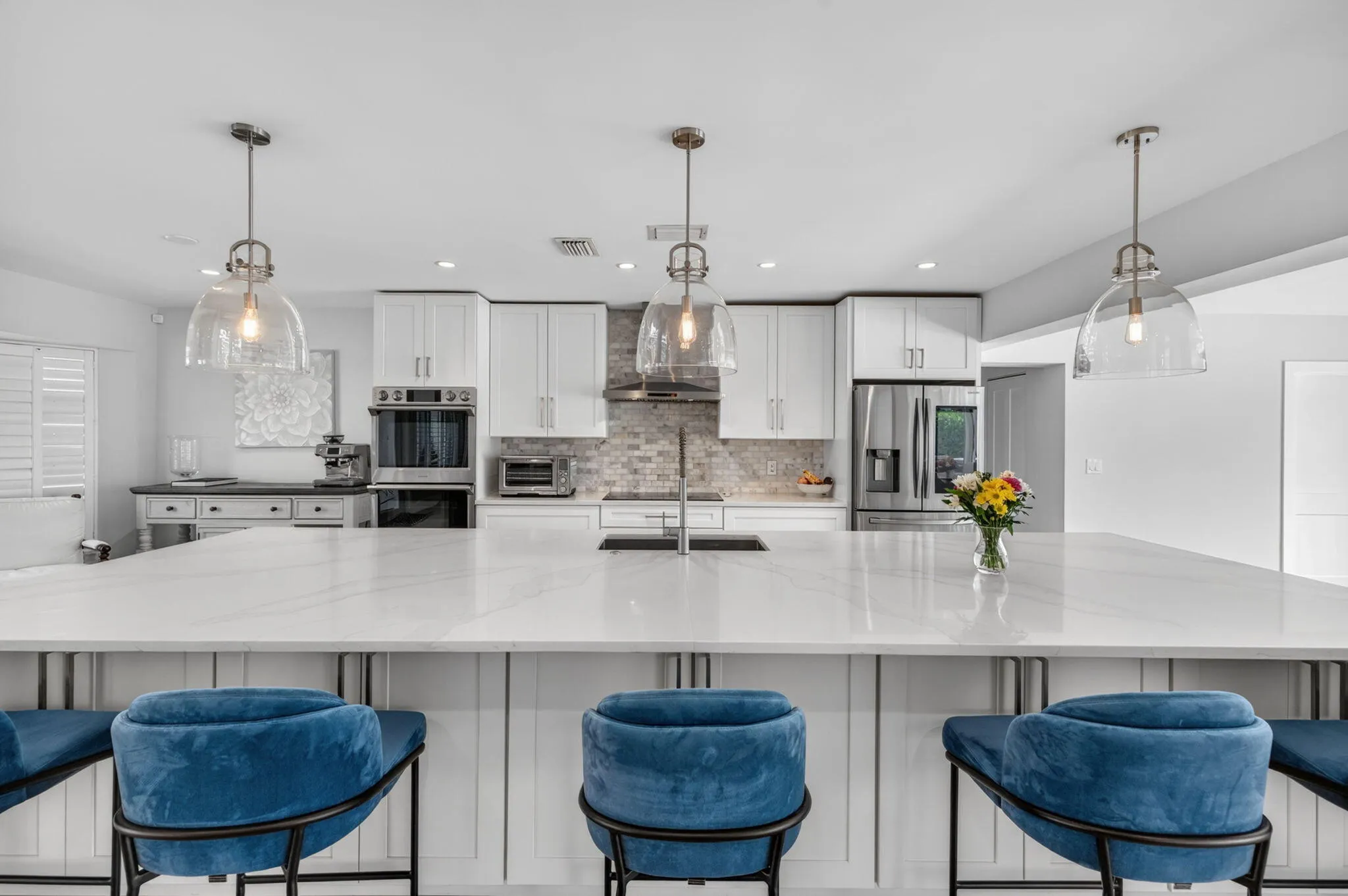 4460-Kitchen view 1
