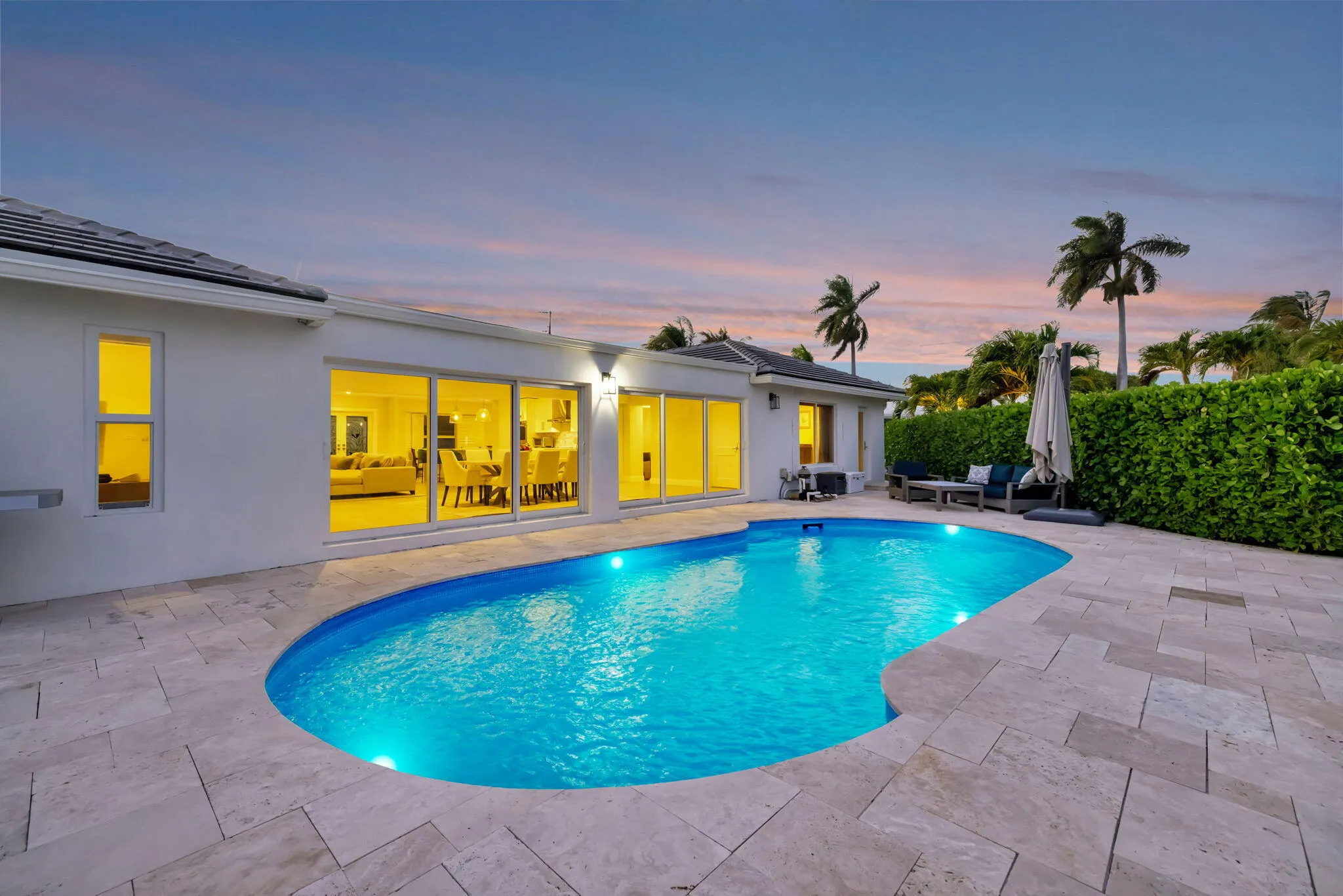 4460-Patio at Dusk 2