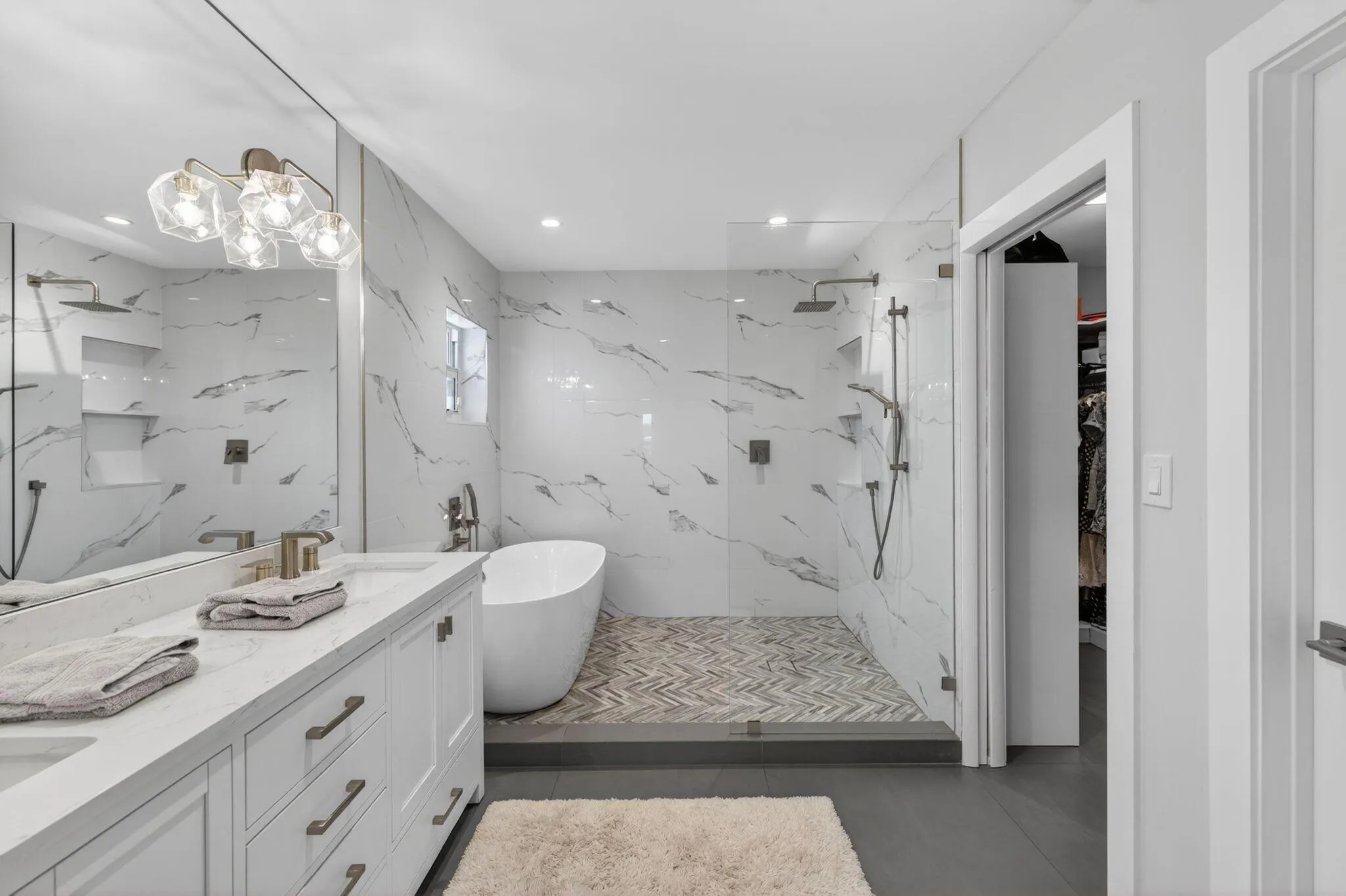 4460-Master Bath
