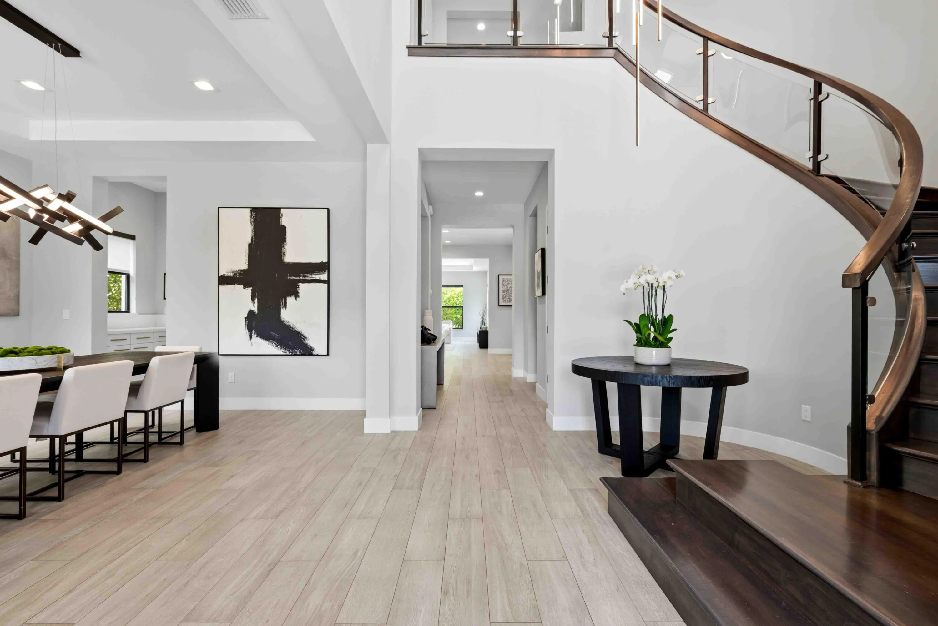 Dining Room/Foyer
