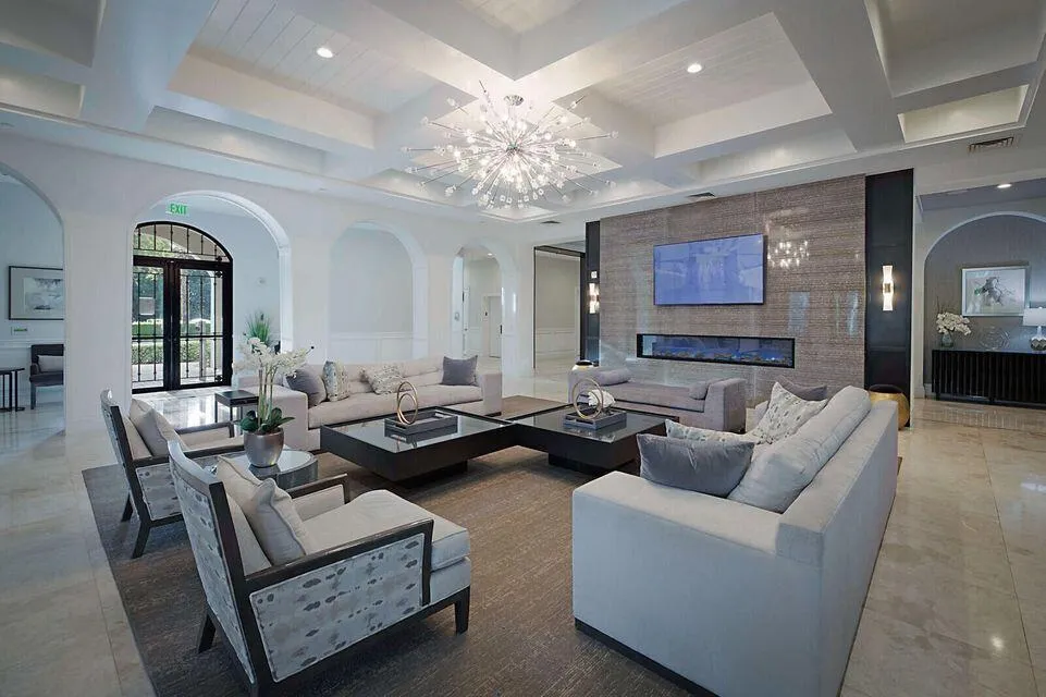 Clubhouse Lobby