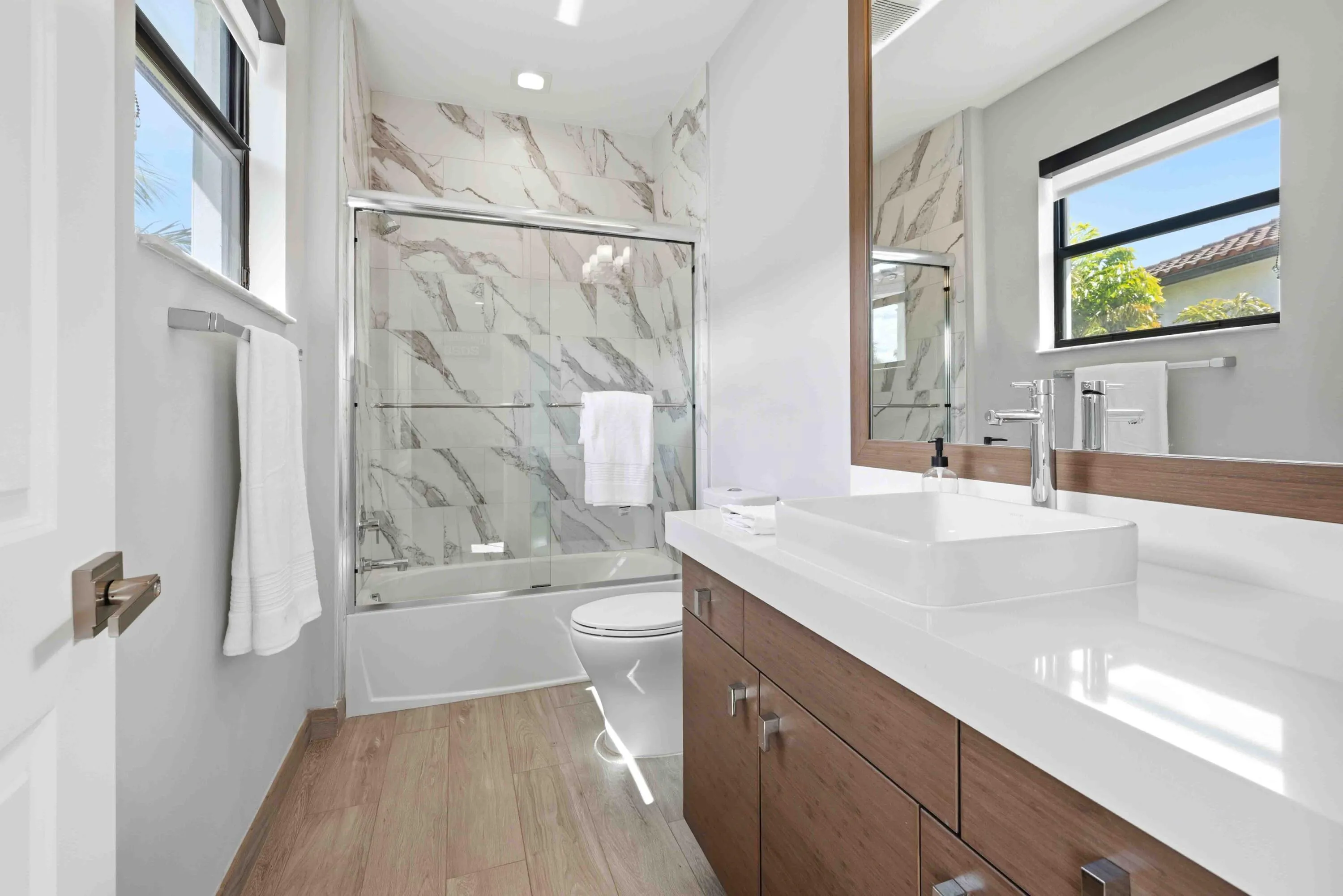 Ensuite Bathroom 3