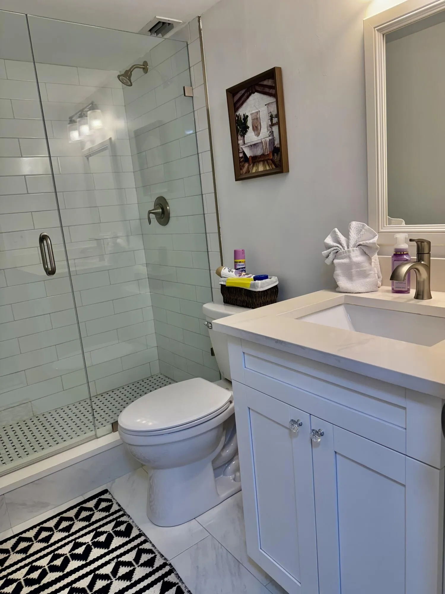 2nd Bathroom