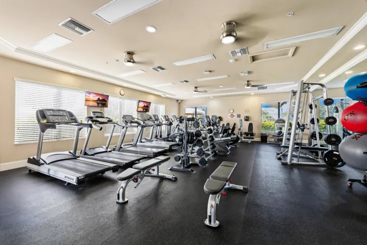 40_the marbella lakes clubhouse - gym