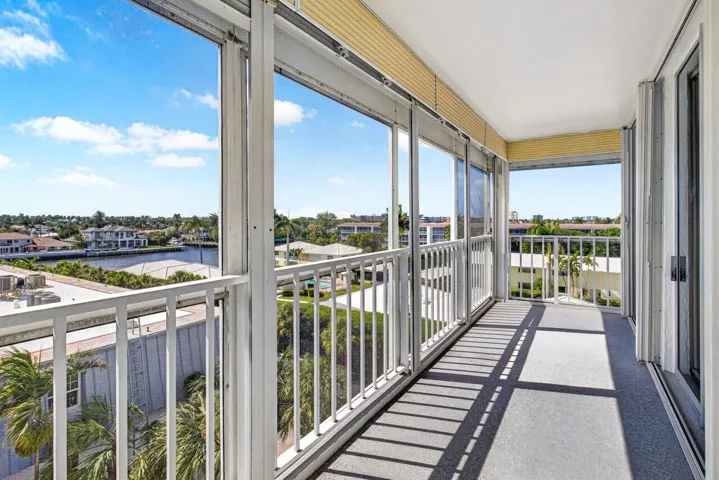 028-2000SouthOceanBoulevard-403-DelrayBe