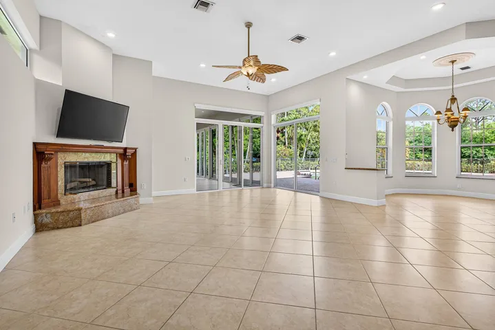 017-6071Northwest69thWay-Parkland-FL-330