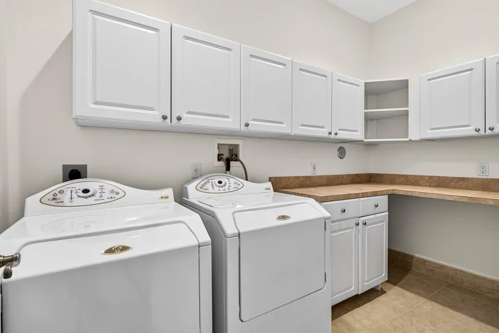2nd floor laundry