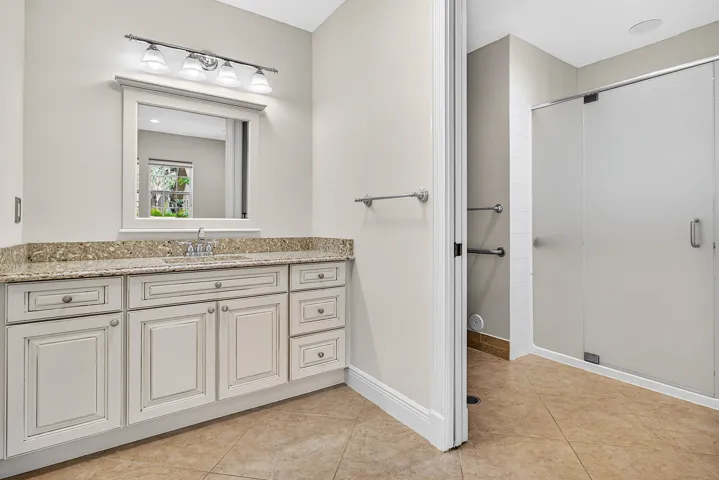 025-6071Northwest69thWay-Parkland-FL-330