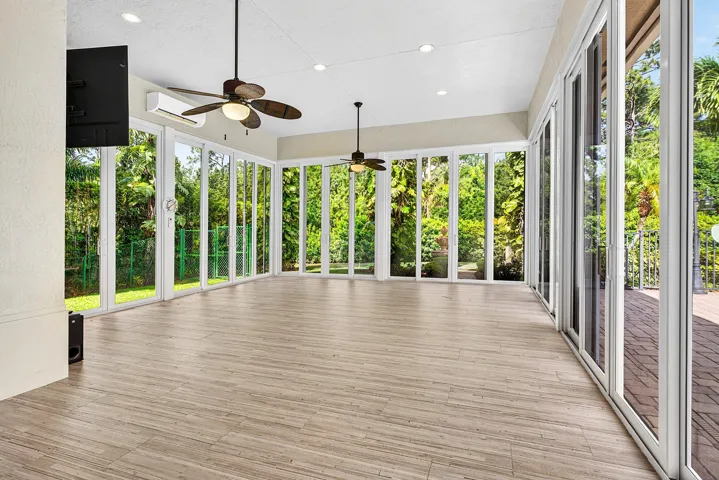 049-6071Northwest69thWay-Parkland-FL-330