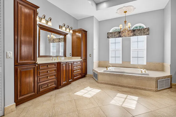 045-6071Northwest69thWay-Parkland-FL-330