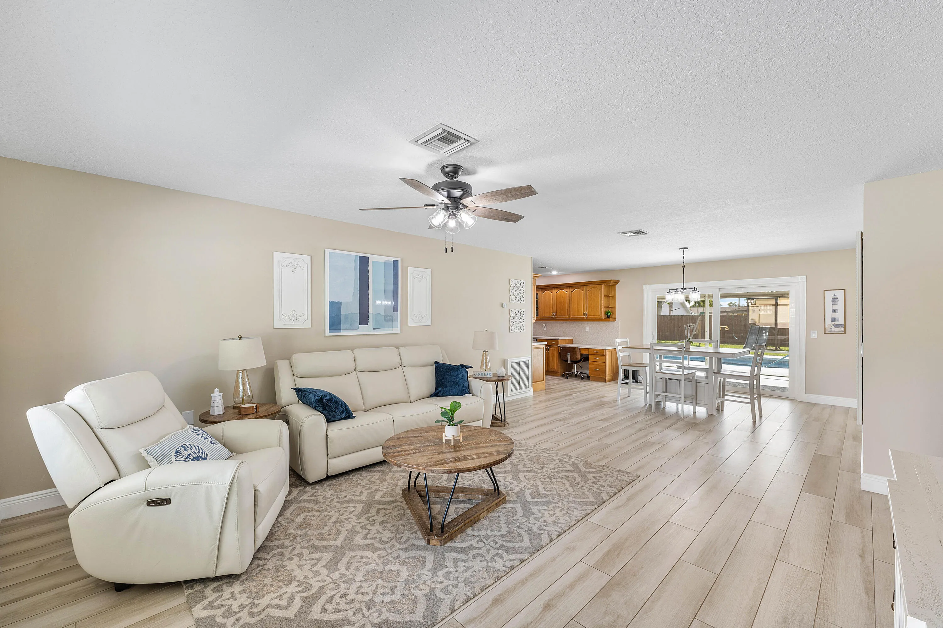 010-144CordobaCircle-RoyalPalmBeach-FL-3