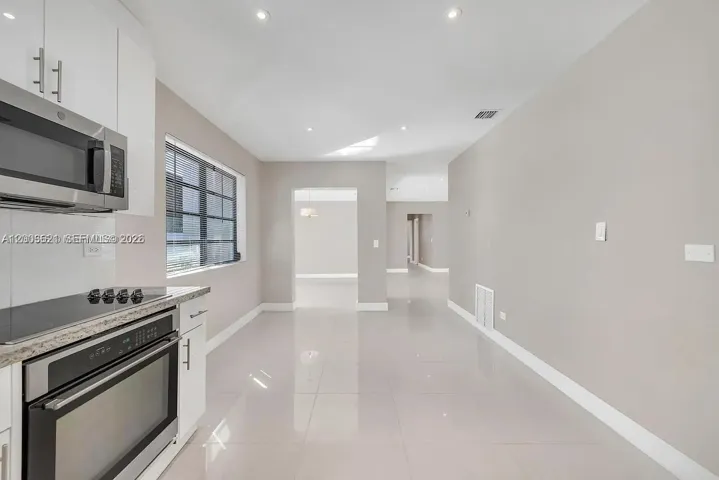 empty, before furniture