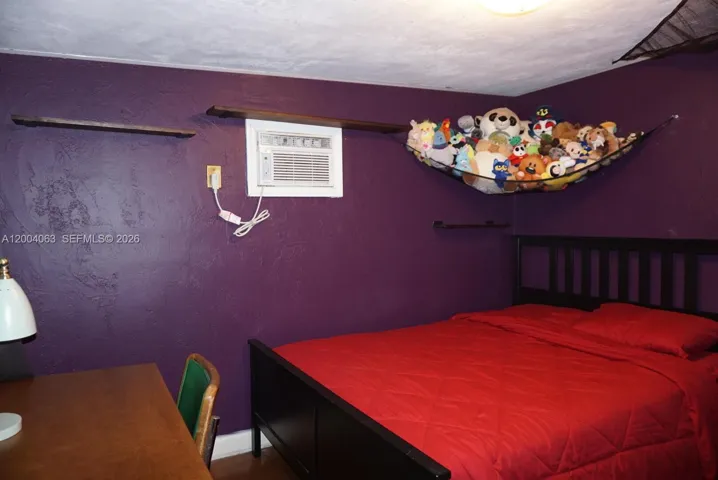 Photo 48