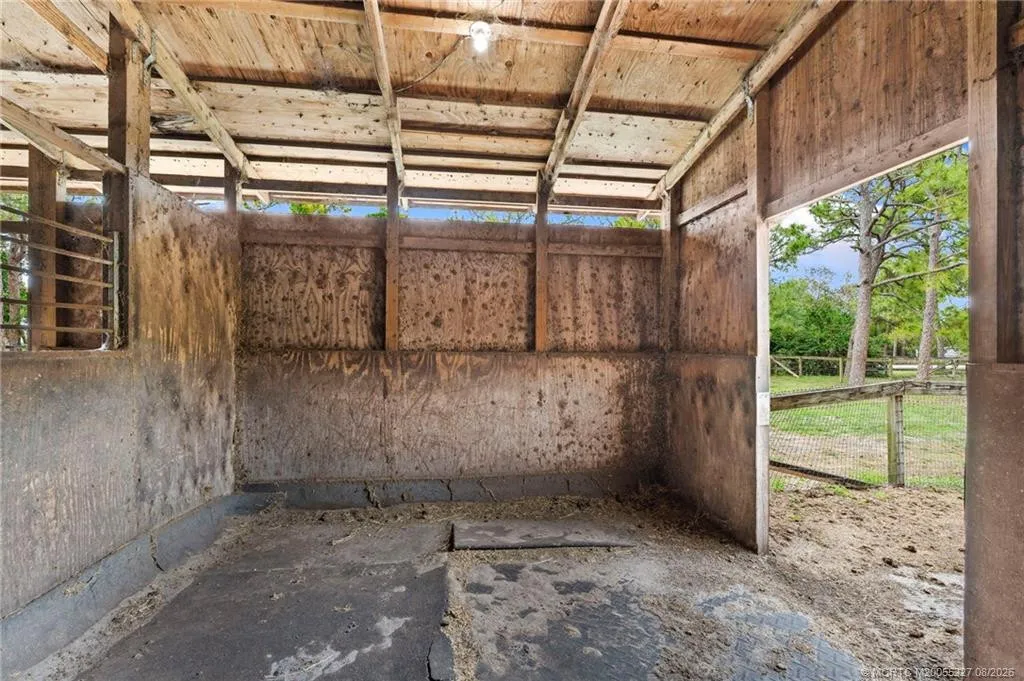Property photo 81