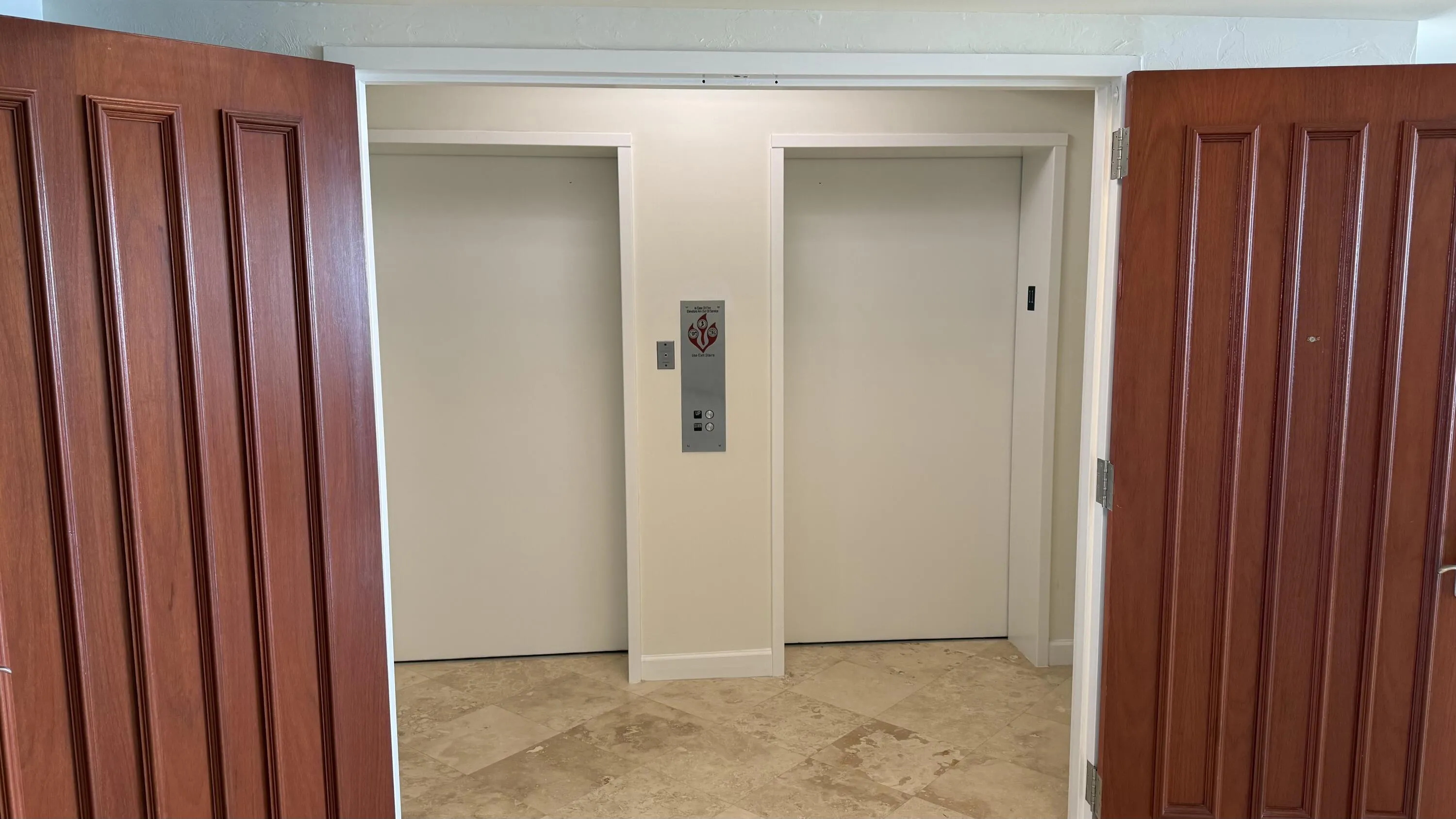 Private Vestibule