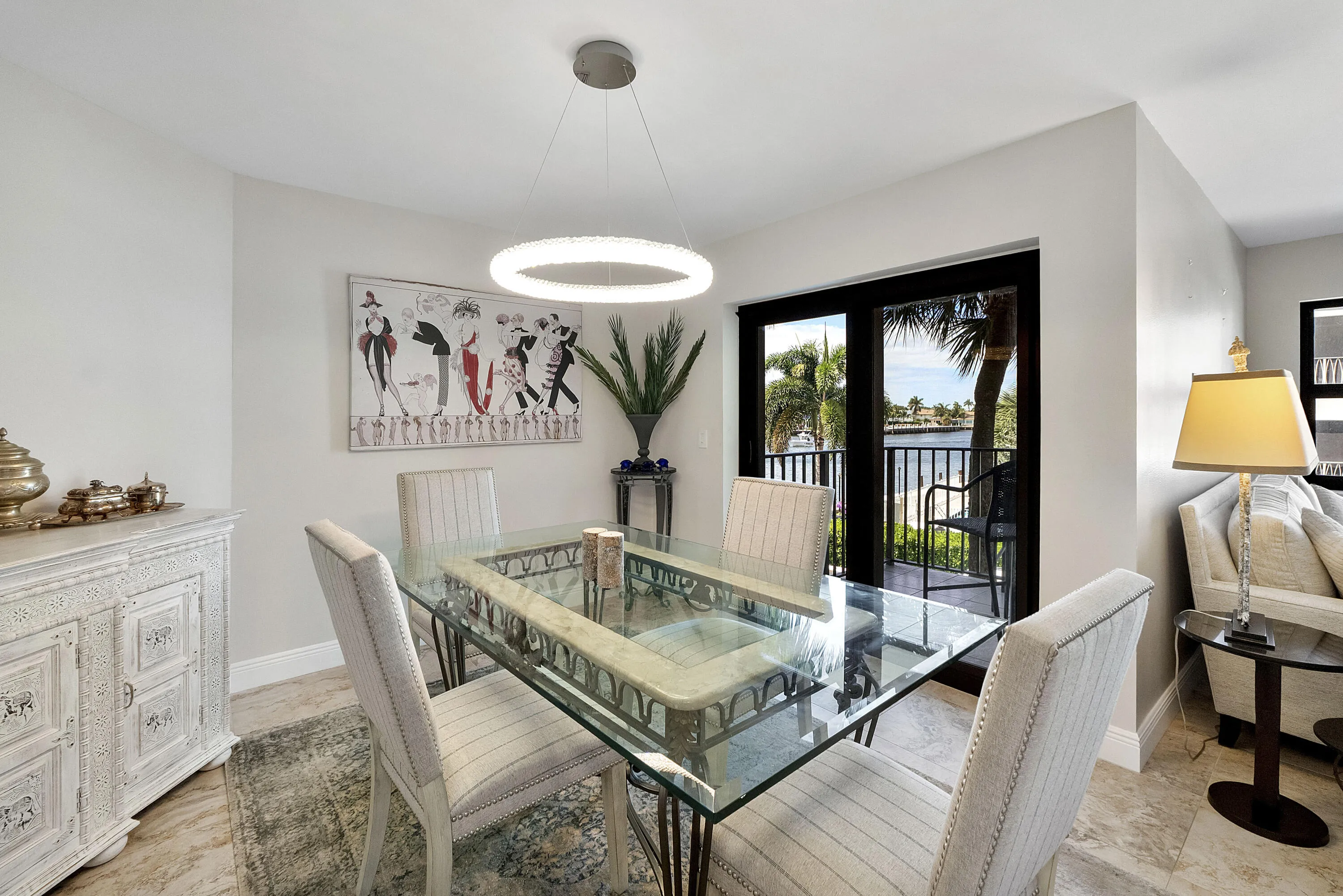 501 N Riverside Dr u203_036