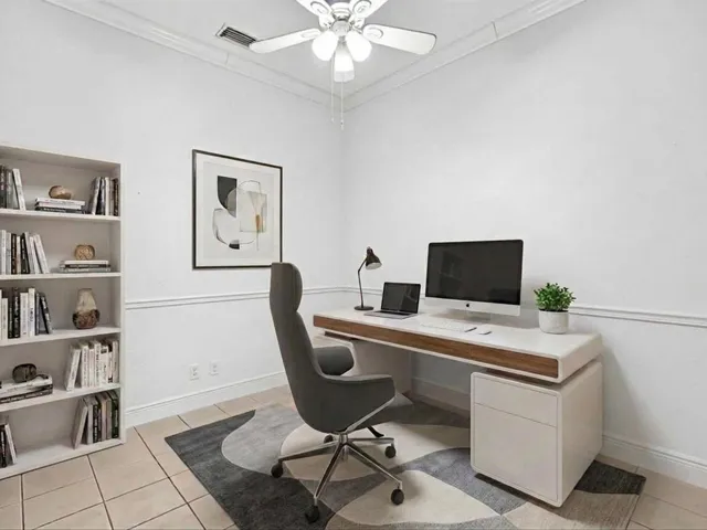 Office virtually staged