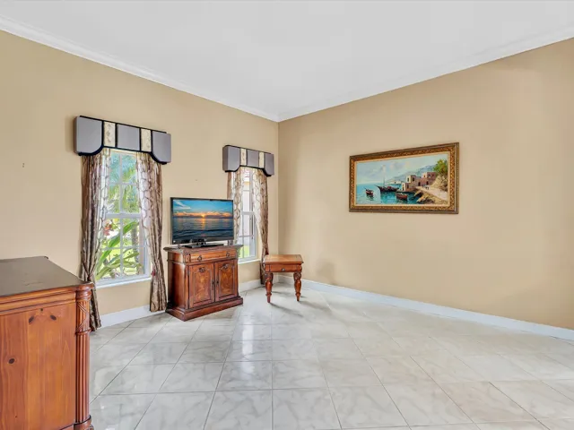 2nd living area
