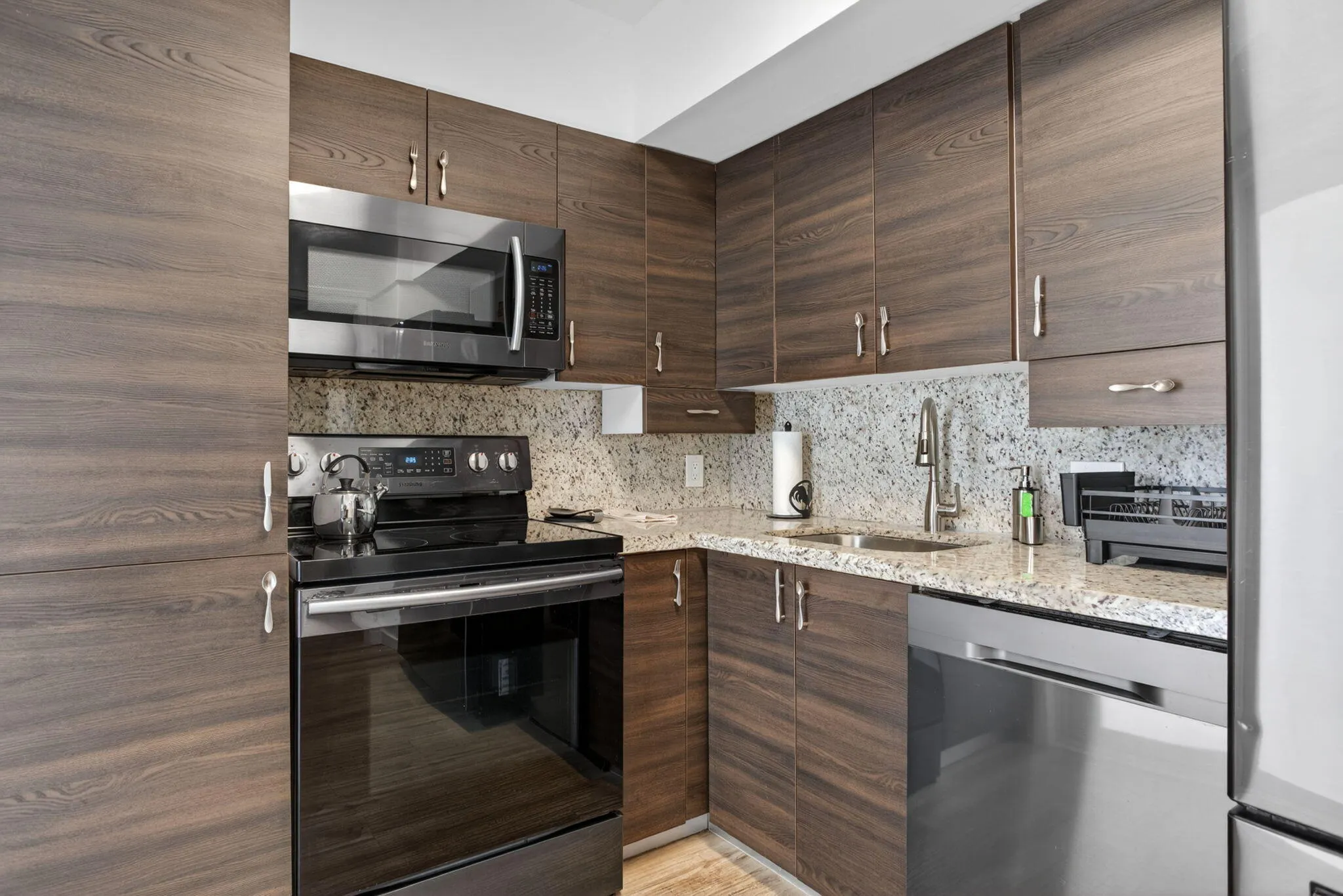 16-web-or-mls-2950-8868