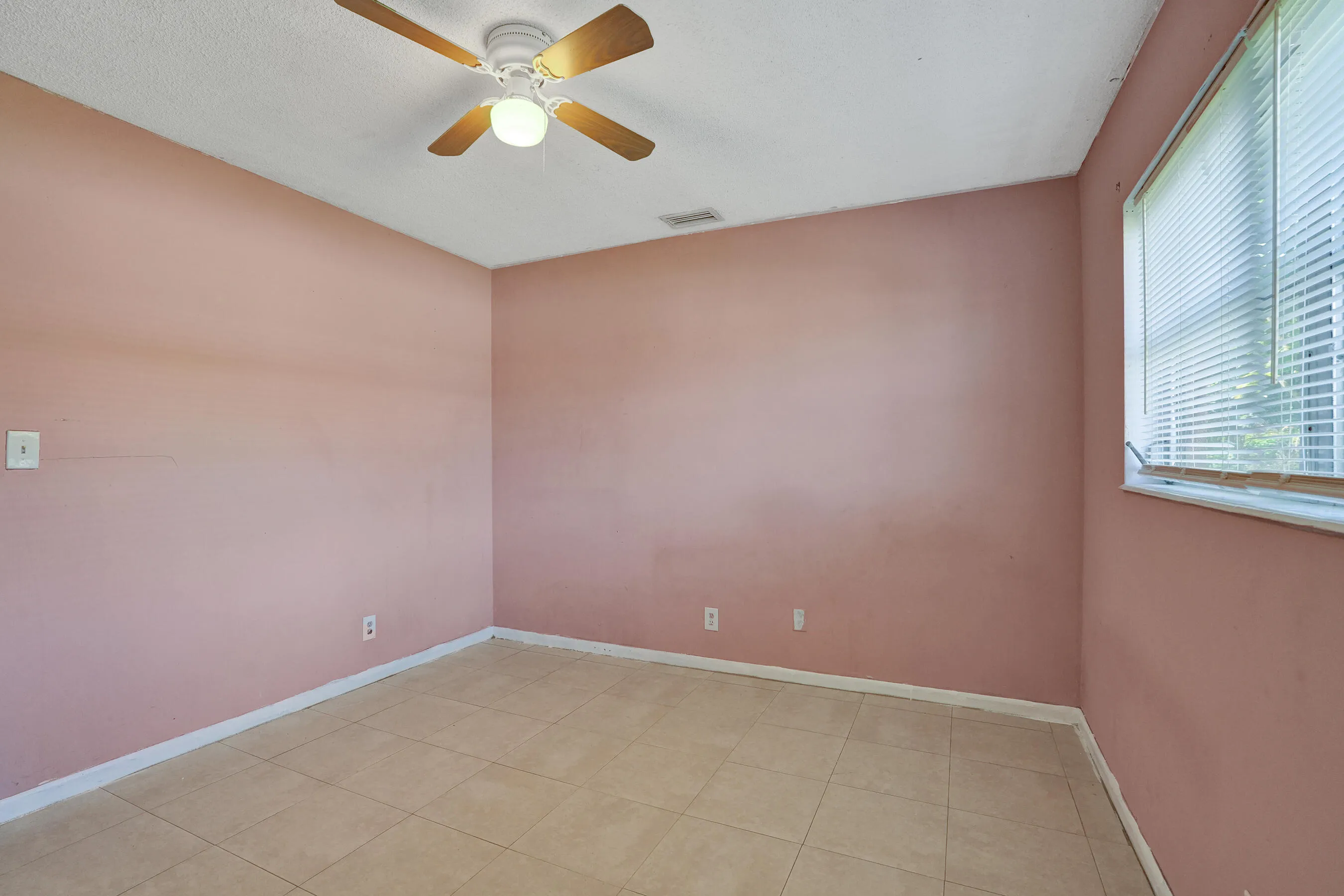 Guest Bedroom 3
