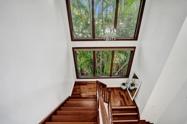 Love the big windows