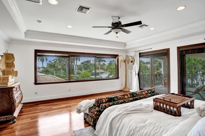 So much light in the Master suite