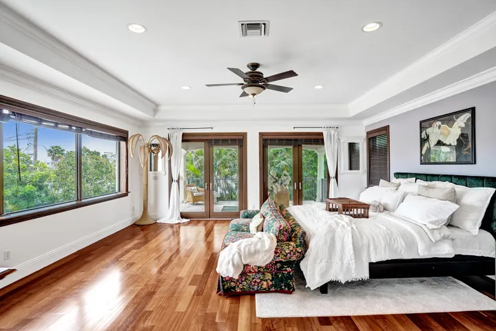 Master suite with access to private covered patio