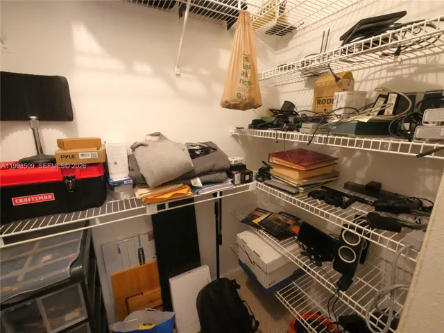 2nd Bedroom Closet