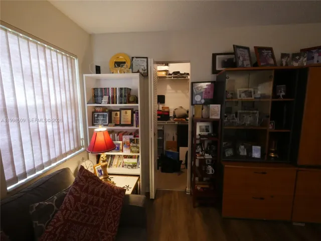 2nd Bedroom