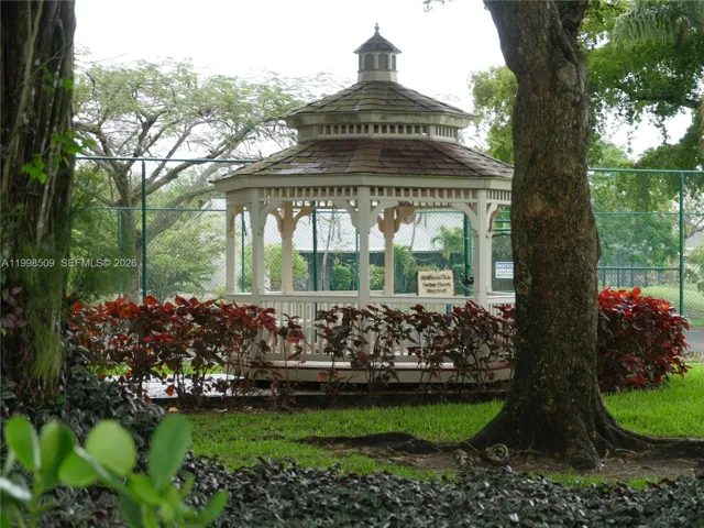Clubhouse Gazebo