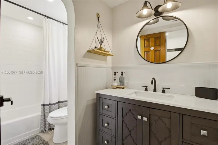 1st floor - Bathroom 1