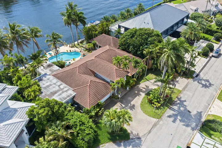 6-web-or-mls-3260-ne-56th-ct