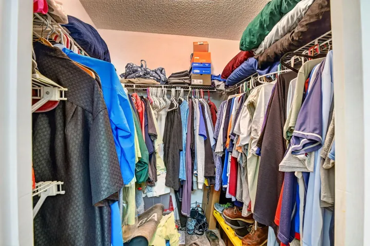 Walk In Closet