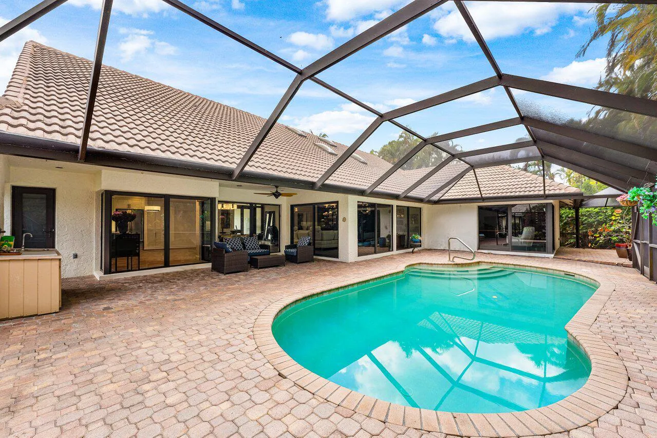 036-4382WhiteCedarLane