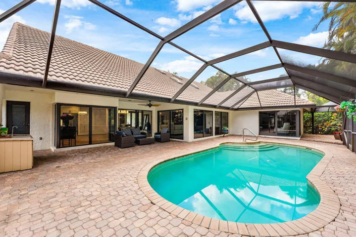 036-4382WhiteCedarLane