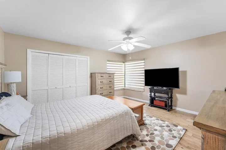023-4382WhiteCedarLane