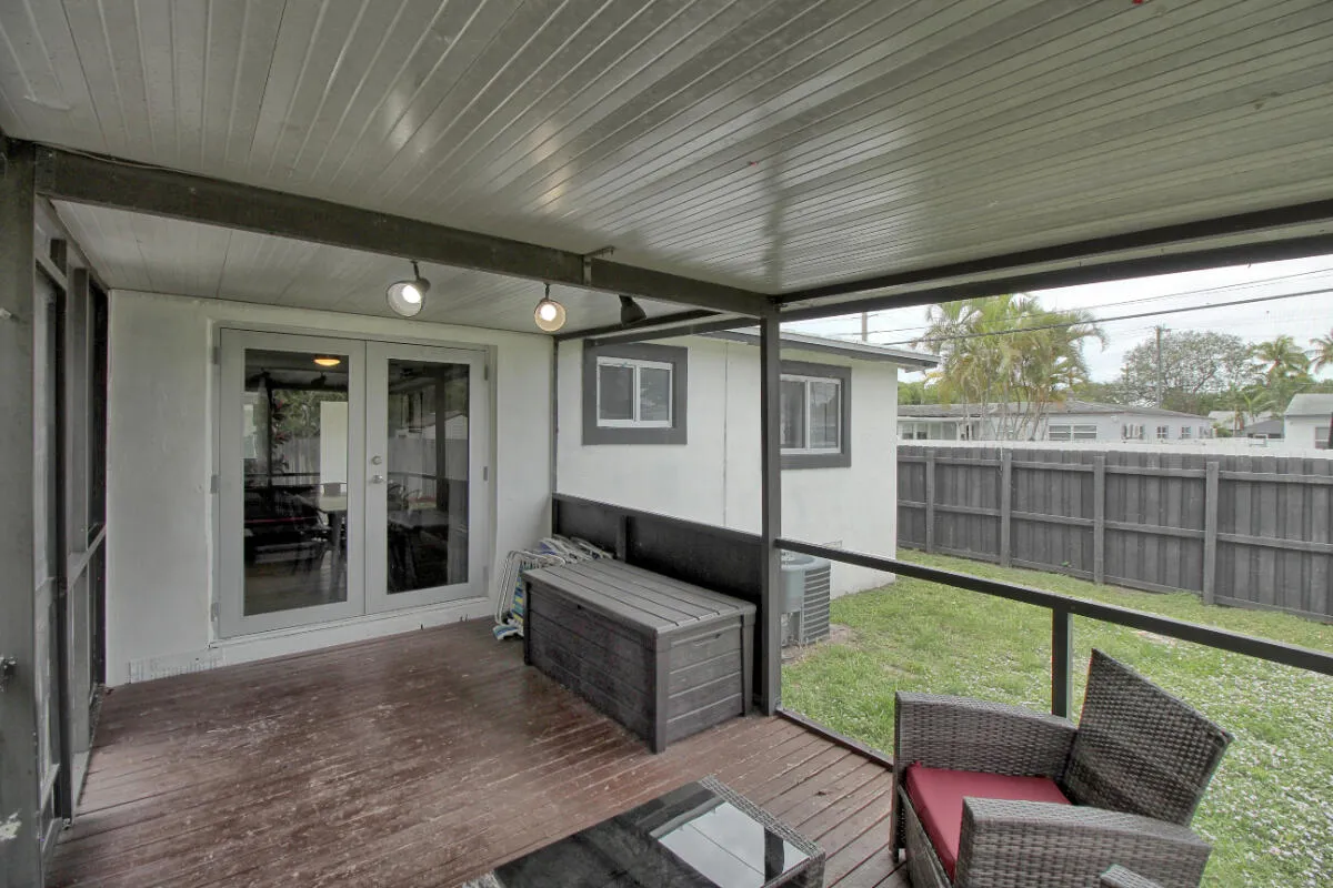 Screened Porch