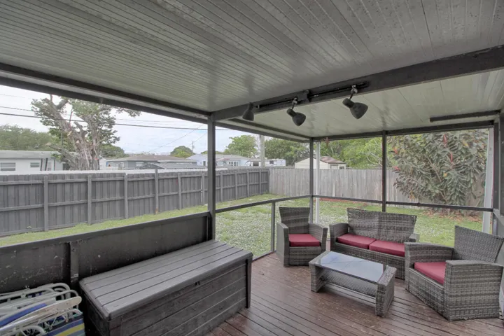 Screened Porch