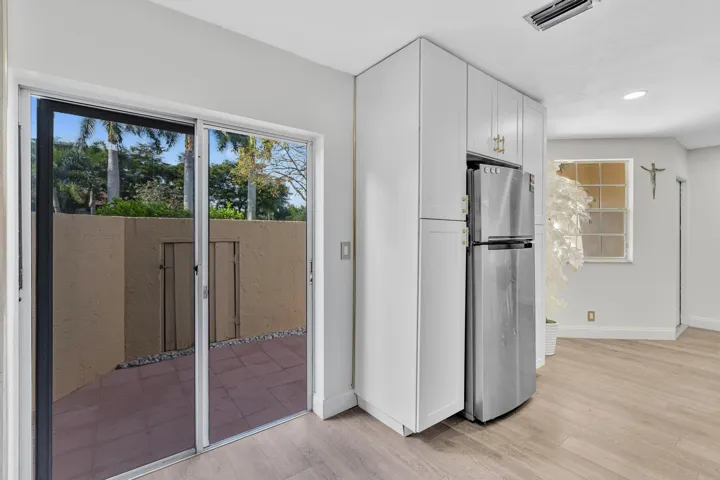 Private Patio Area & Kitchen