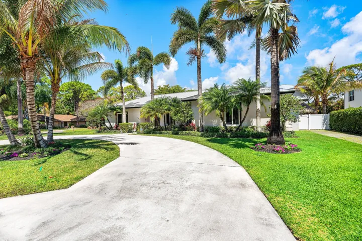 002-5495HibiscusRoad-Jupiter-FL-33458-SM