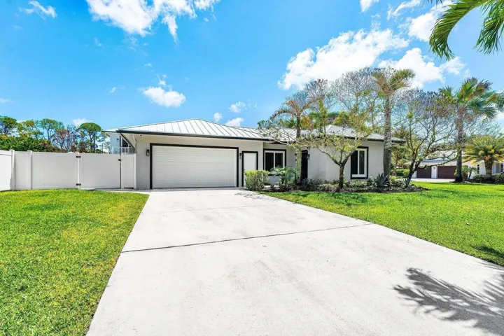 001-5495HibiscusRoad-Jupiter-FL-33458-SM