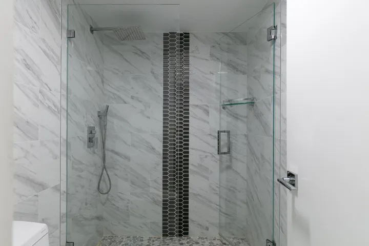 1147 masterbath