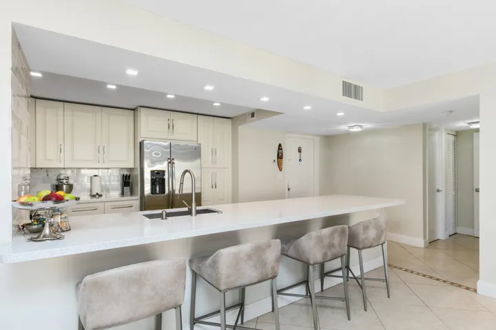 1147 kitchen 3