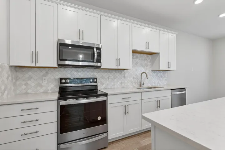17-web-or-mls-5P1A4851