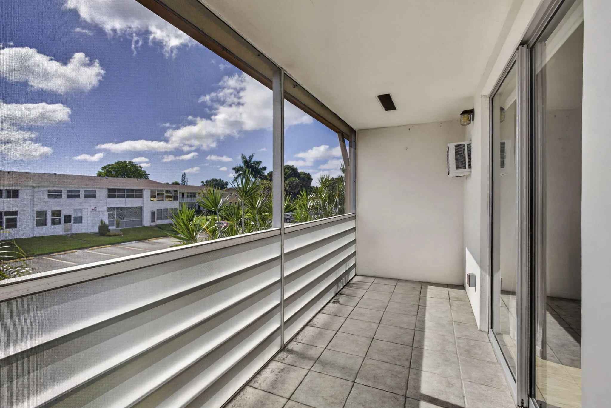27-web-or-mls-BS1A4088