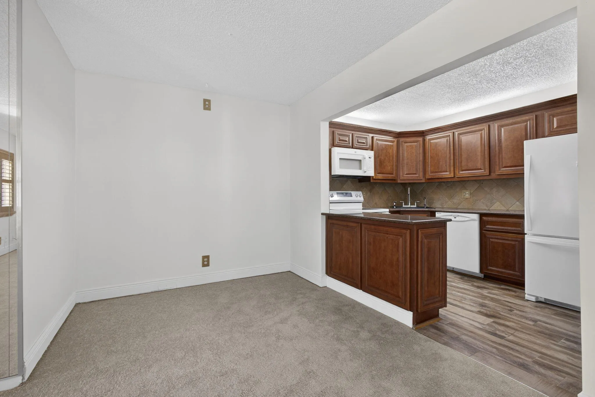 16-web-or-mls-BS1A5058